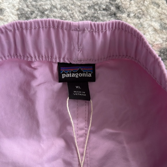 Patagonia Women's 2.5" Barely Baggies Shorts - Picture 5 of 10